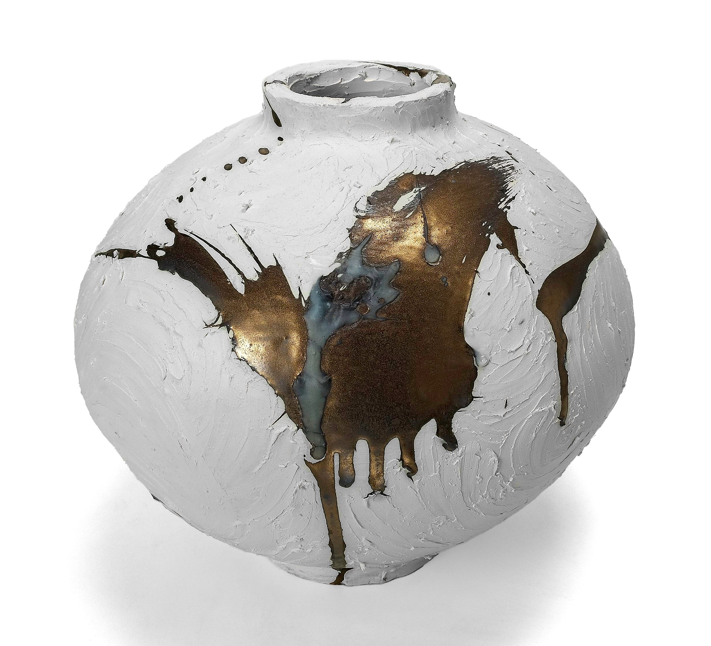 Vessel in White and Gold - No 129 image 1