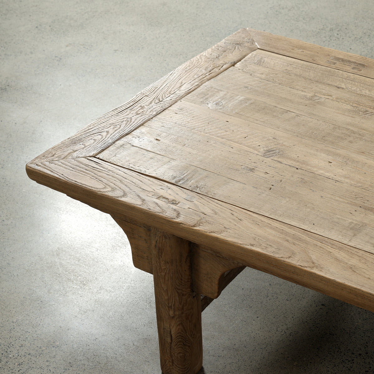 Vintage Extra Large Coffee Table 82.7W35.8D18.5H Weathered Natural
