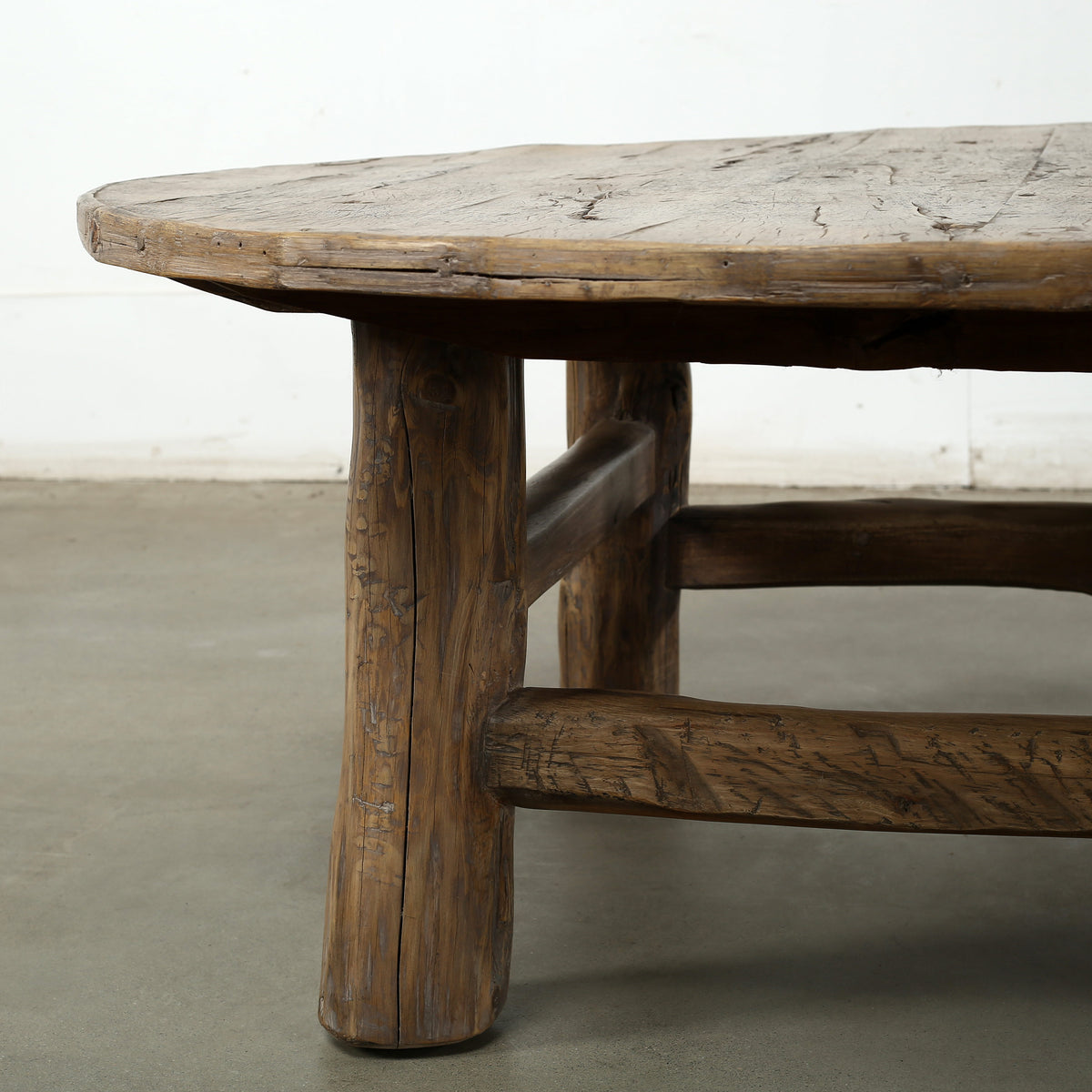 Approx. 42 Inches Round Vintage Rustic Coffee Table Weathered Natural