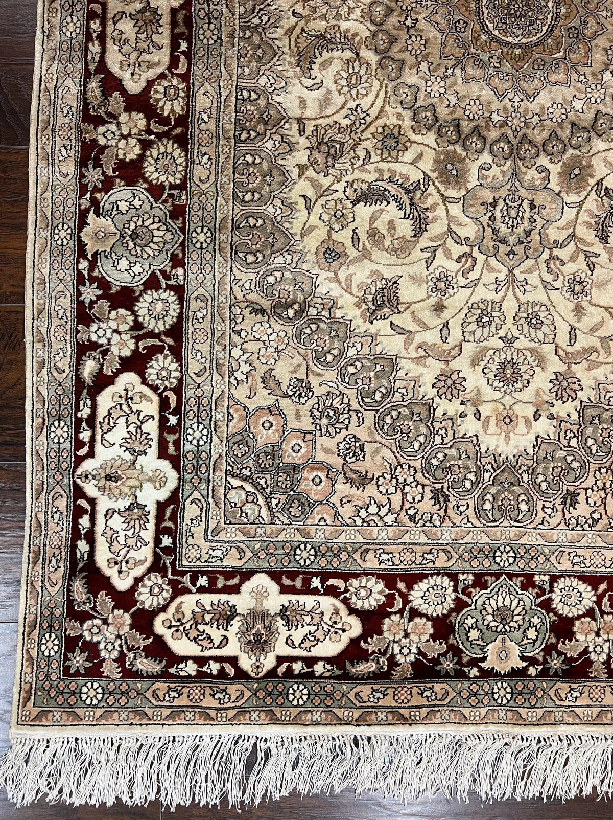Silk Indian Kashmiri Rug 4x6 ft, Floral Medallion Hand Knotted Handmade Oriental Carpet, Vintage, Cream Burgundy, Very Fine Silk Rug 4 x 6 - Jewel Rugs, view 8