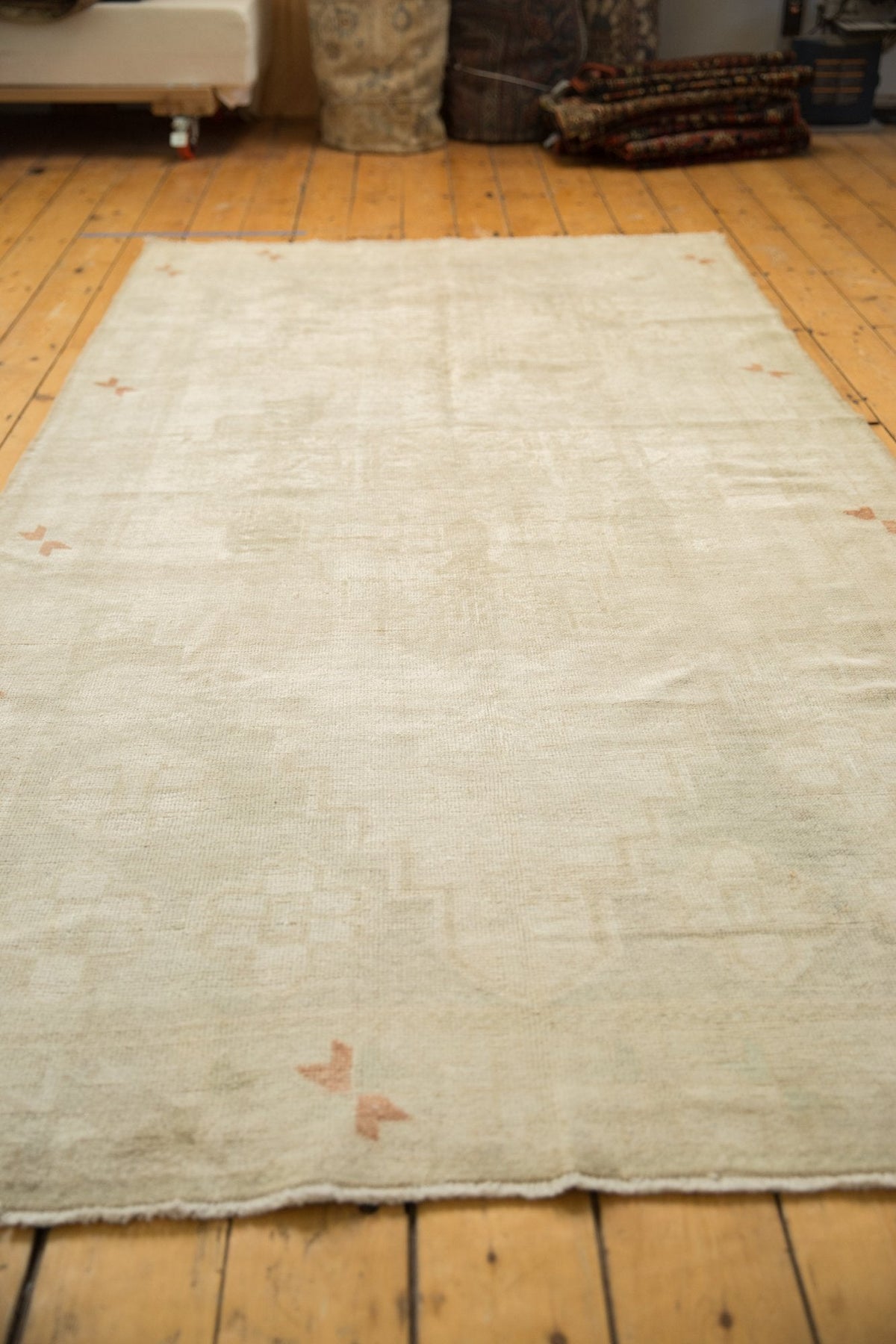 5x9.5 Vintage Distressed Oushak Carpet