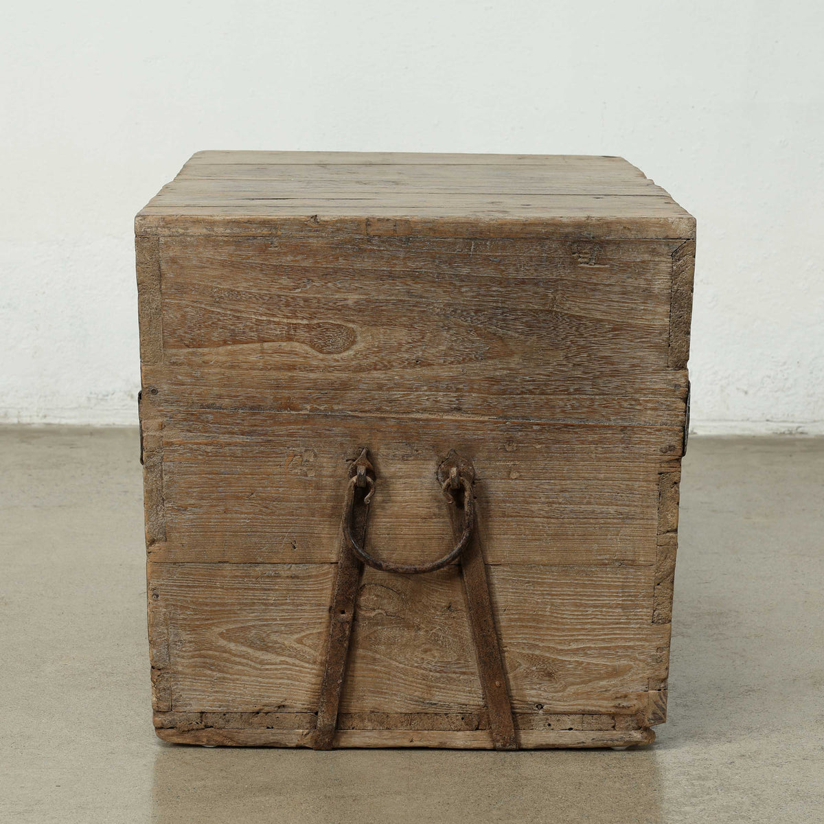 Vintage Storage Trunk Coffee Table with Iron Stapples 33"W 20"D