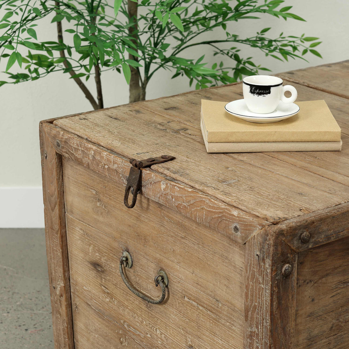 Vintage Storage Trunk Coffee Table with Iron Stapples 41.3"W 23.6"D