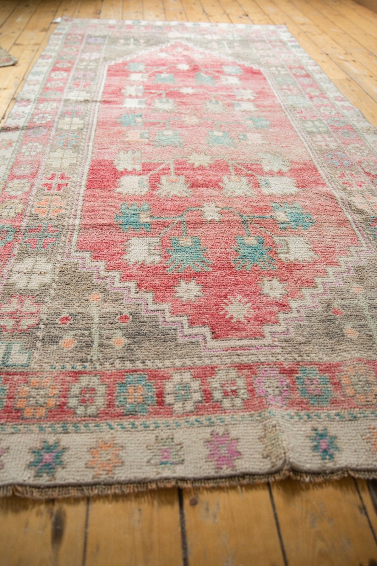 4.5x9.5 Vintage Distressed Oushak Rug Runner