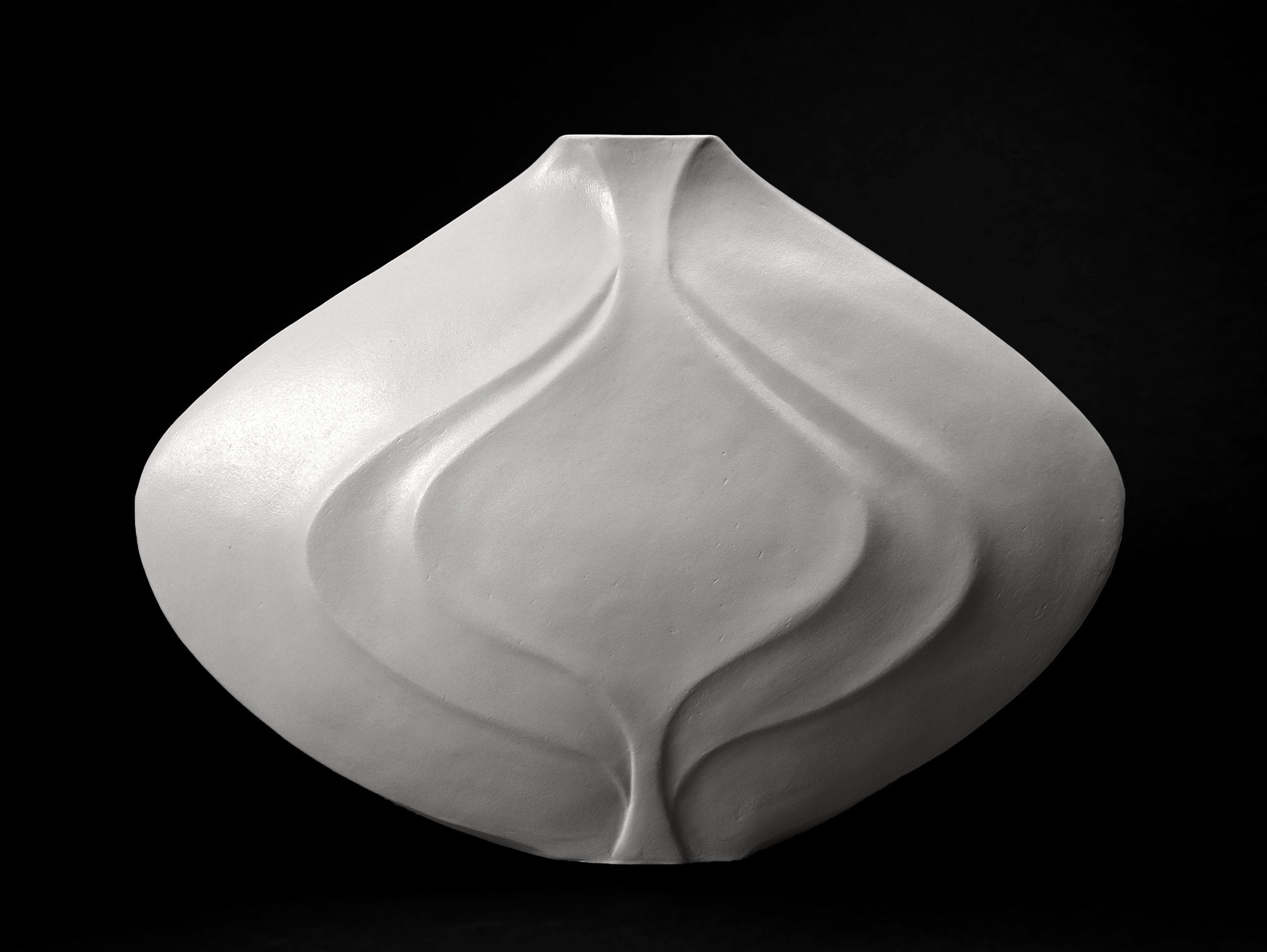 Nami Vessel in White image 1