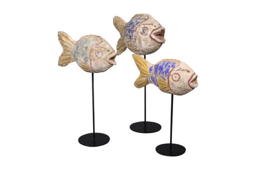 Round Vintage Style Wooden Carving Fish With Iron Stand size & color vary-S image 2