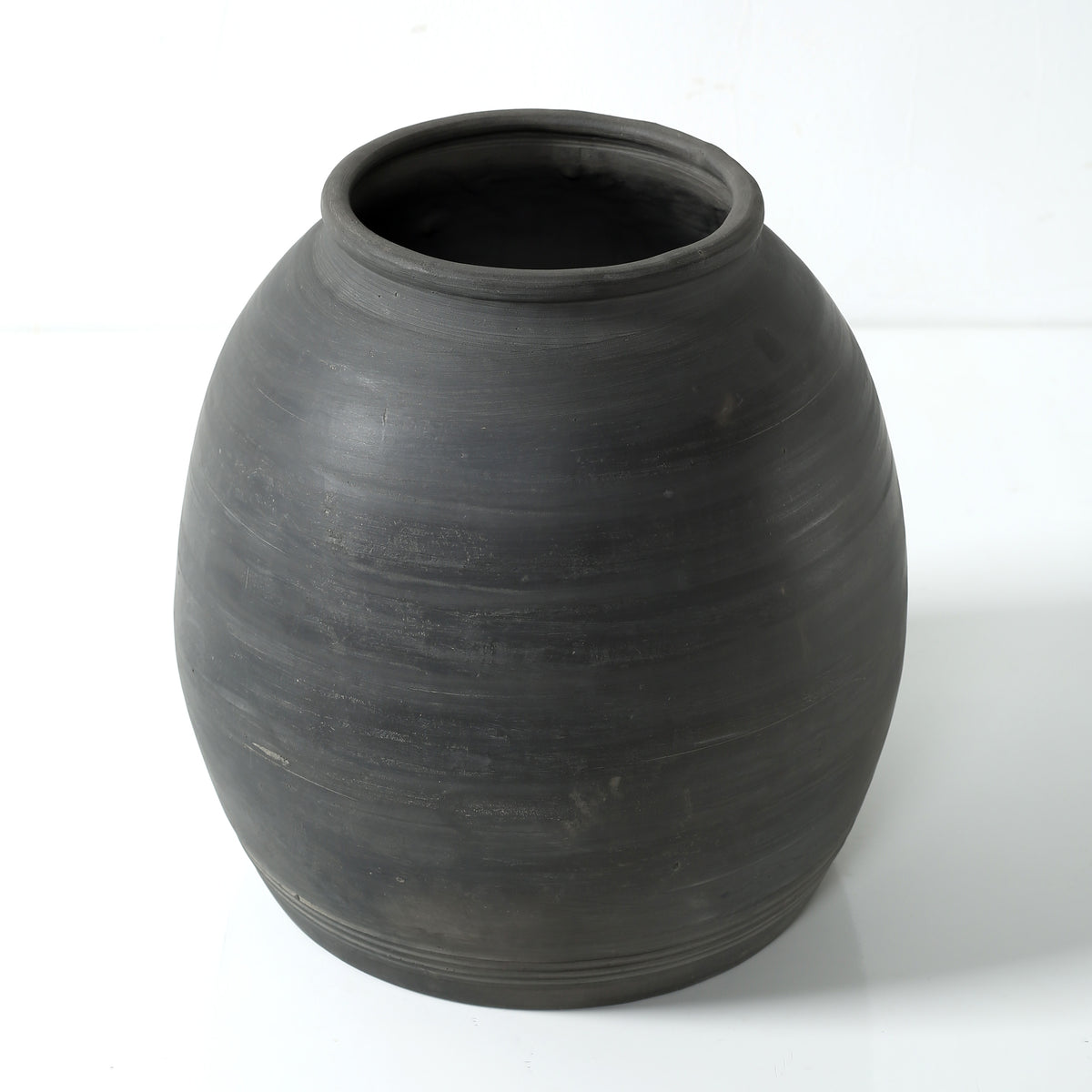 Approx.10" Charcoal Gray Pottery Vase