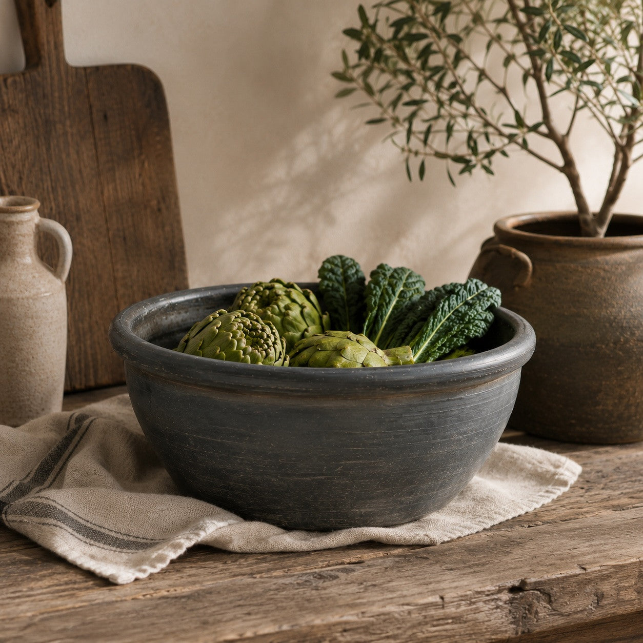 Vintage Gray Kitchen Basin (Size and color vary)