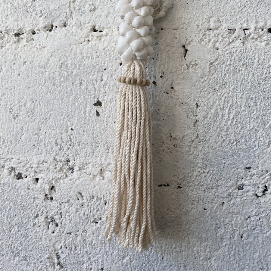 Small White shell Tassel