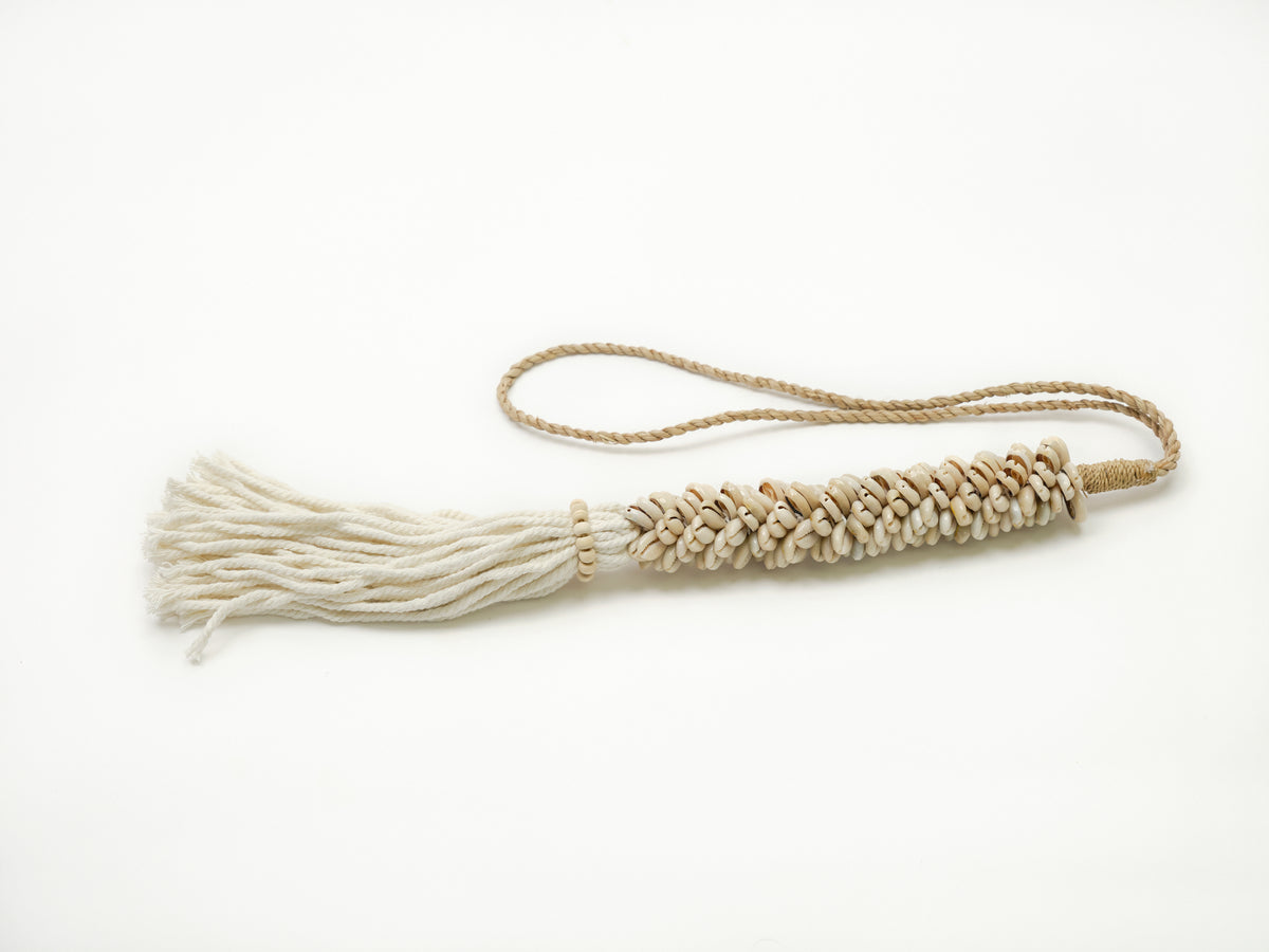 Small Creamy White shell Tassel