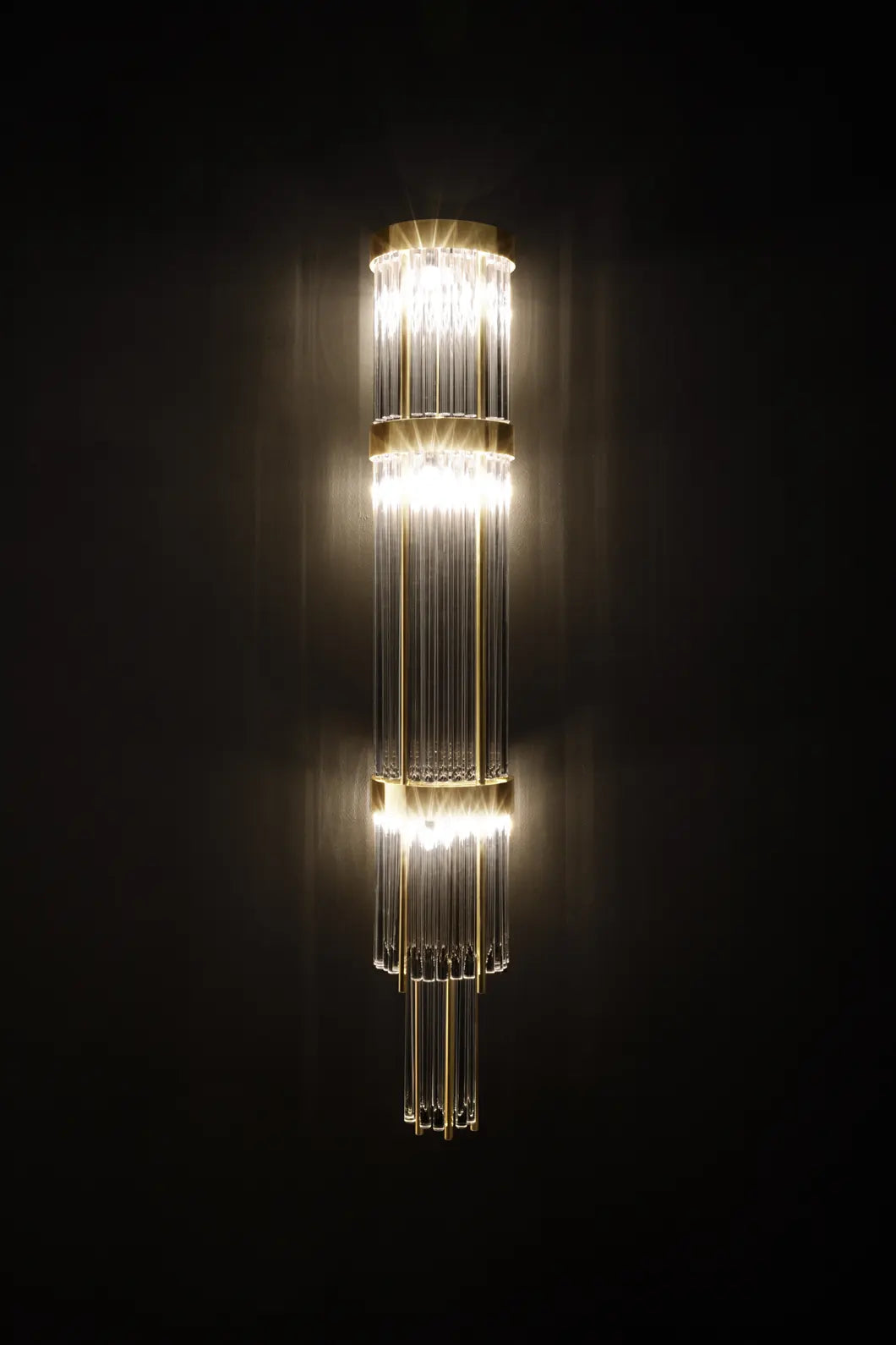 Pharo Wall Light by Luxxu – view 8