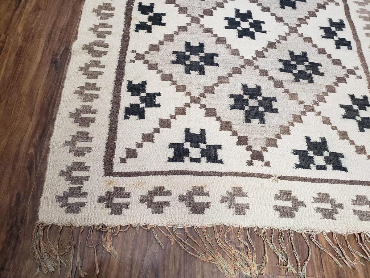 Semi Antique South American Blanket 4x8, Wool Hand-Woven Flatweave Kilim Rug, Handmade Antique Vintage Runner, Ivory & Blue, Diamond Panel - Jewel Rugs, view 9