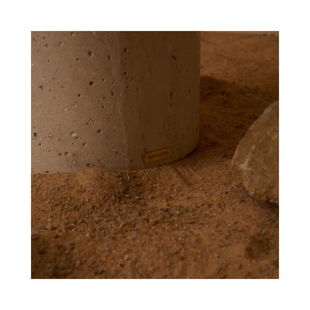 TujaSide Table image 5