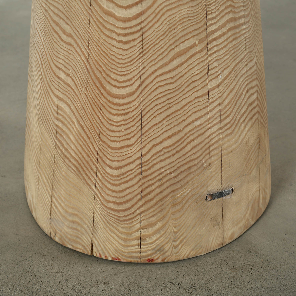 Catania 32" Round Table Weathered Natural