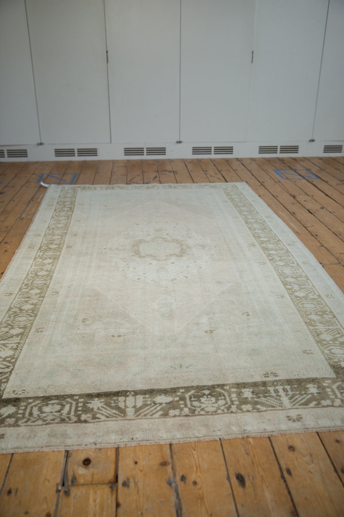 5x9 Vintage Distressed Oushak Carpet