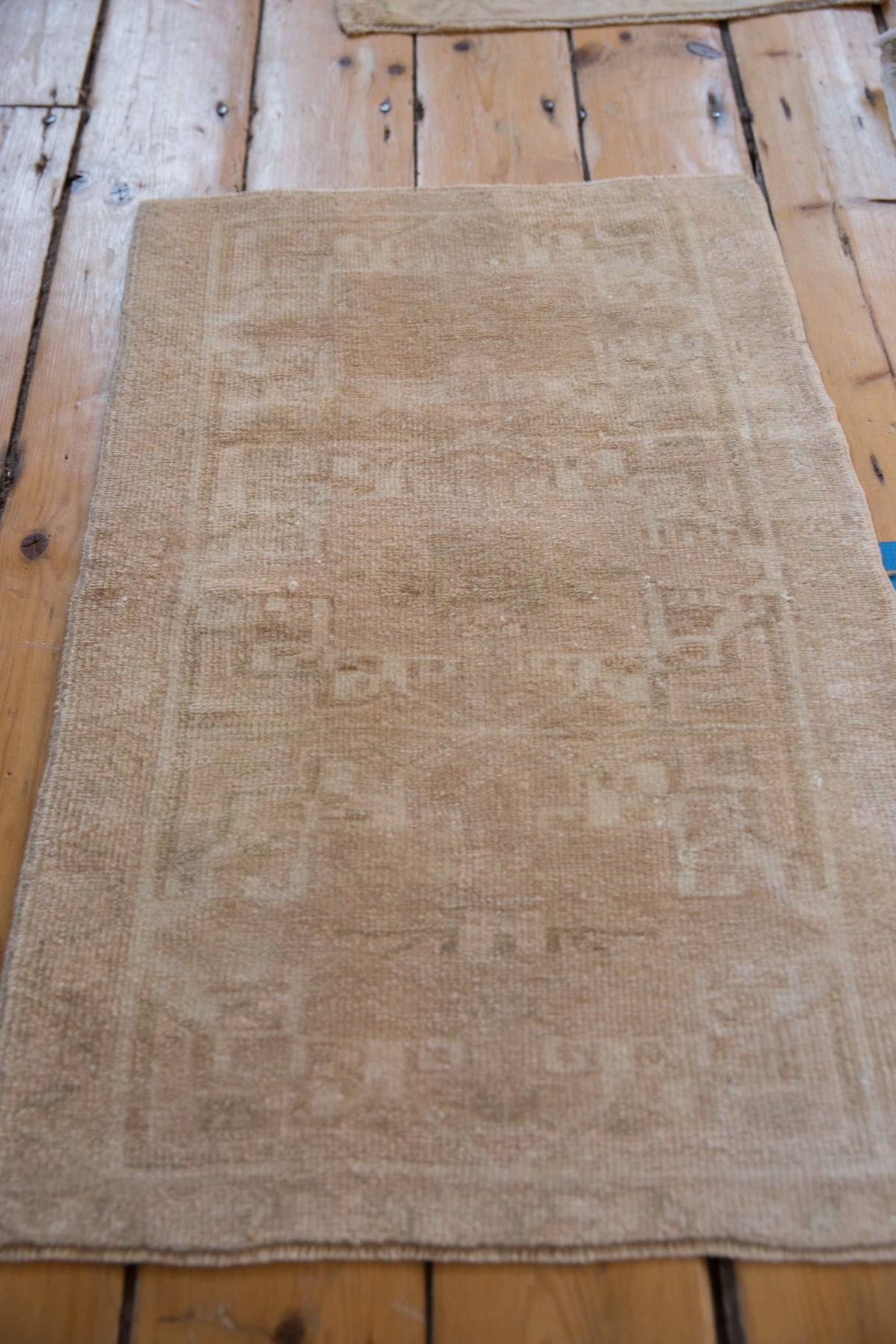 1.5x2.5 Vintage Distressed Oushak Rug Mat