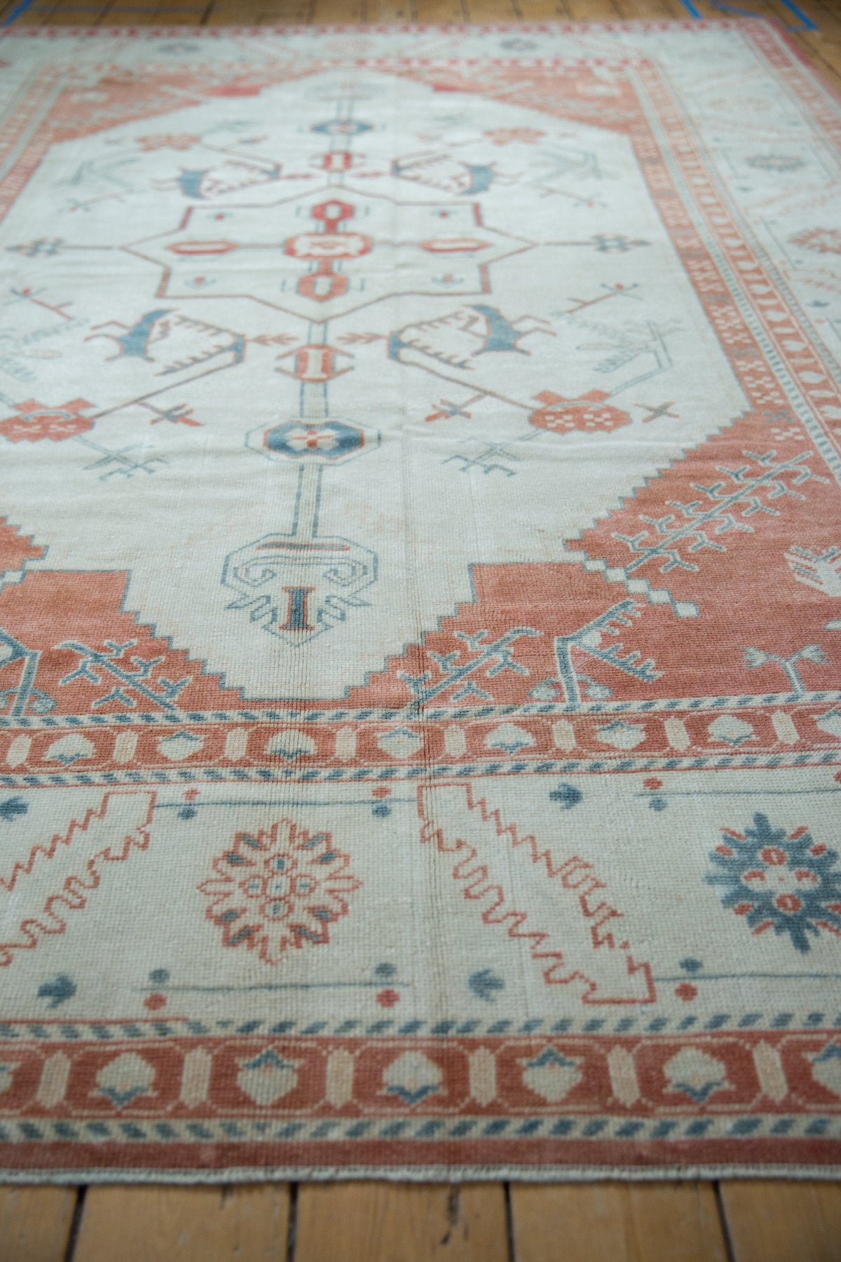 7.5x10 Vintage Distressed Oushak Carpet