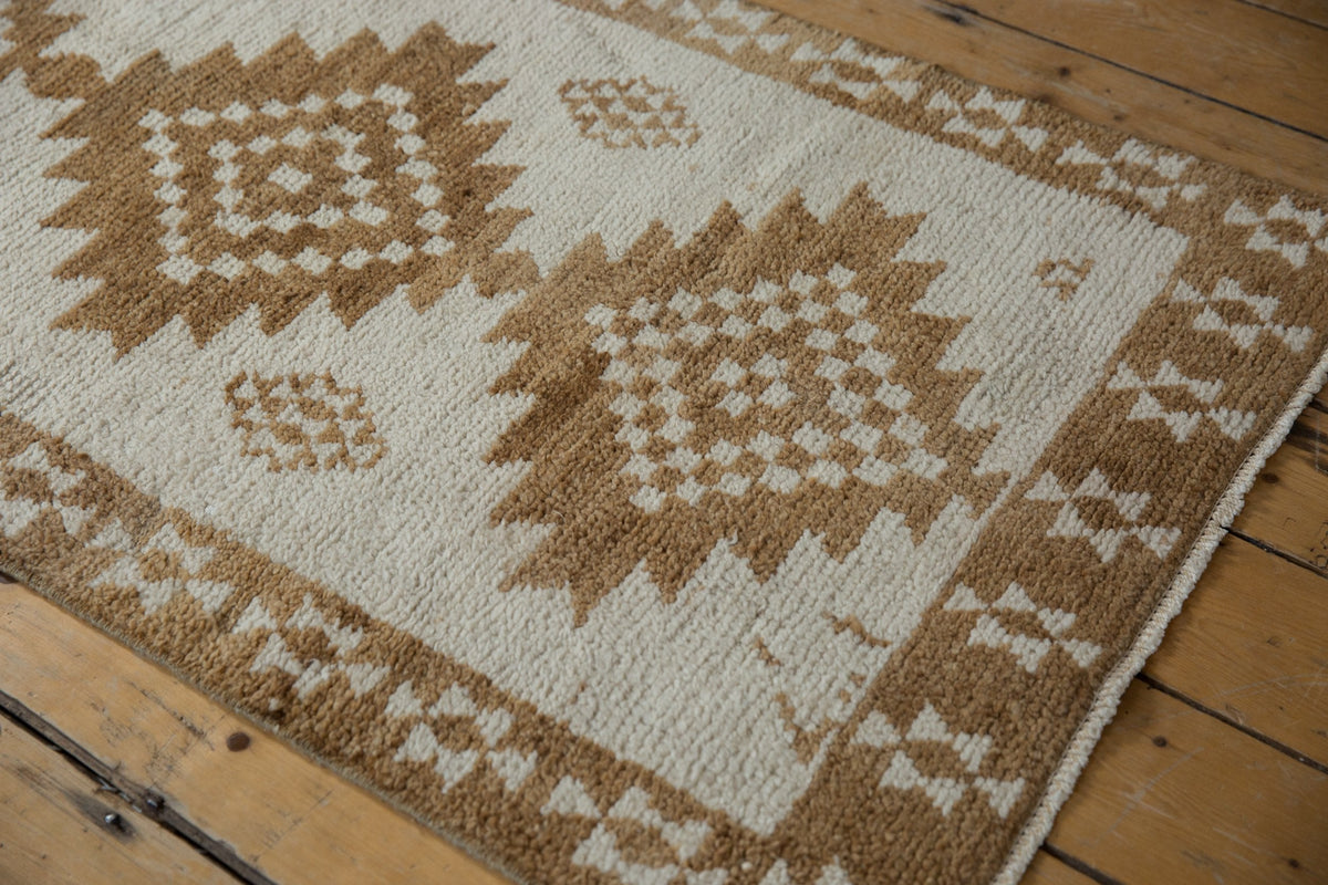 2.5x10 Vintage Distressed Kars Rug Runner