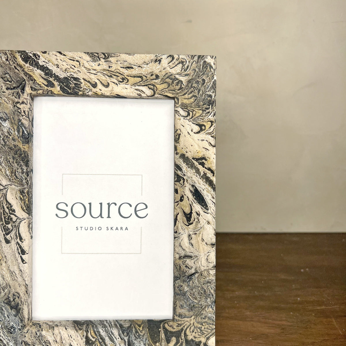 Neue Hand Marbled Wood Picture Frame (4x6) - Source by Studio Skara, view 4
