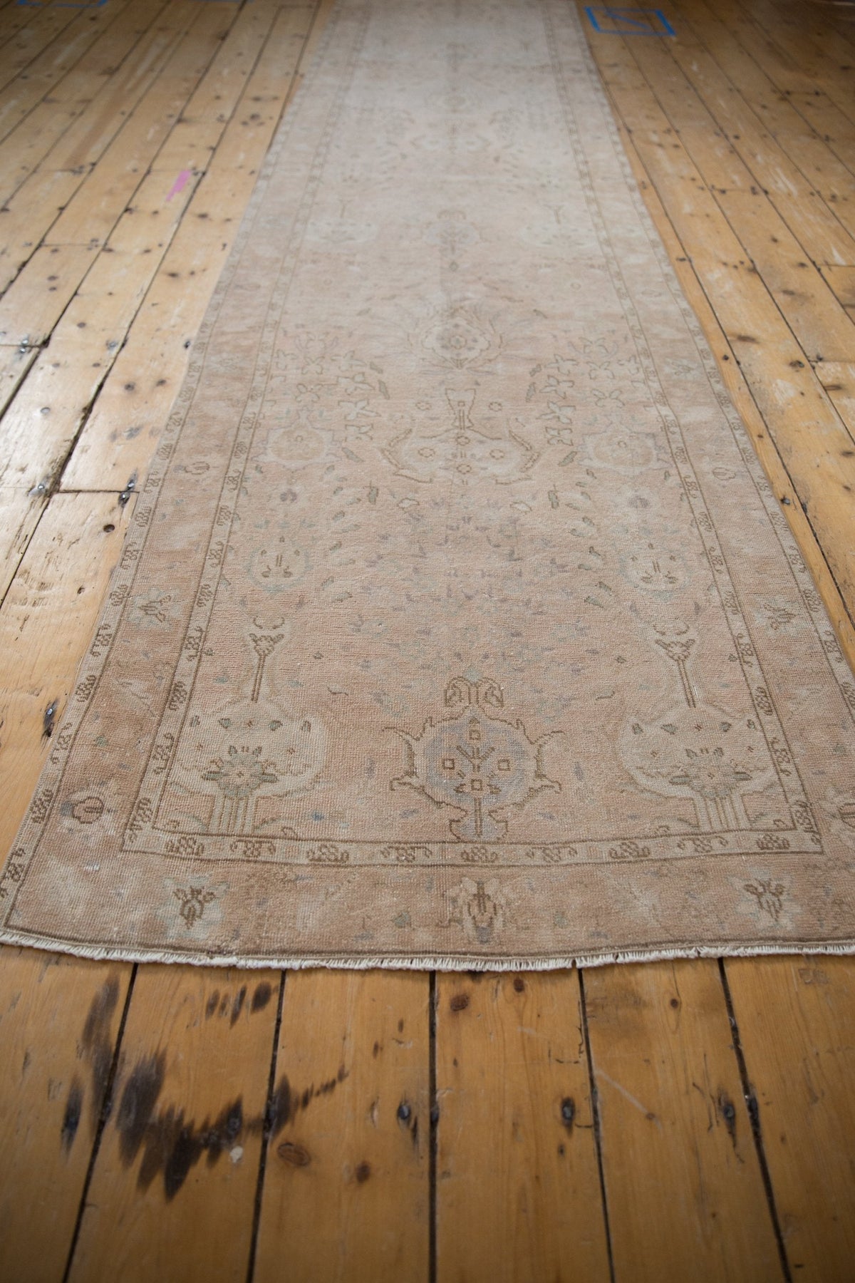 3x12.5 Vintage Fine Distressed Sivas Rug Runner