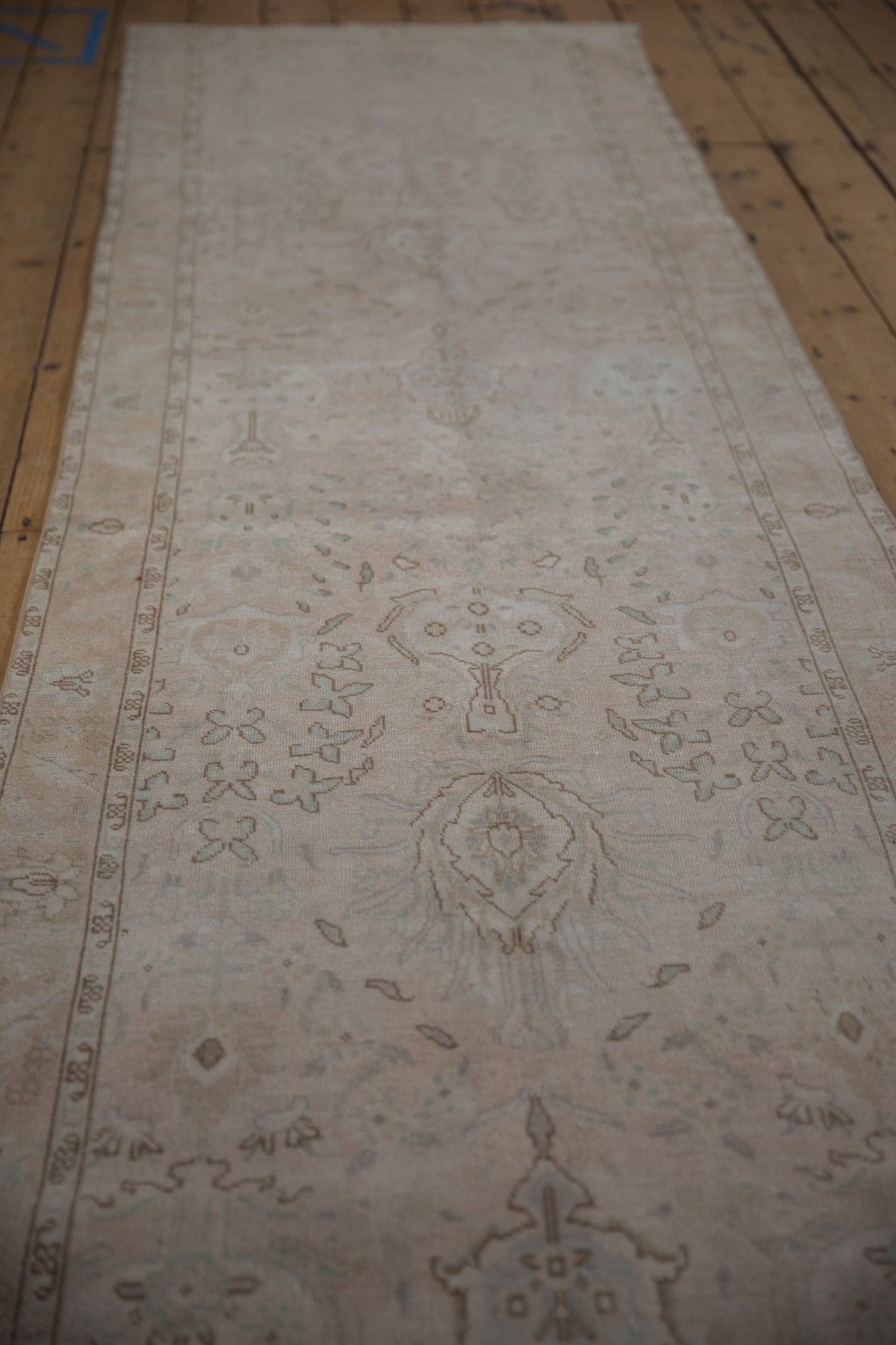 3x12.5 Vintage Fine Distressed Sivas Rug Runner