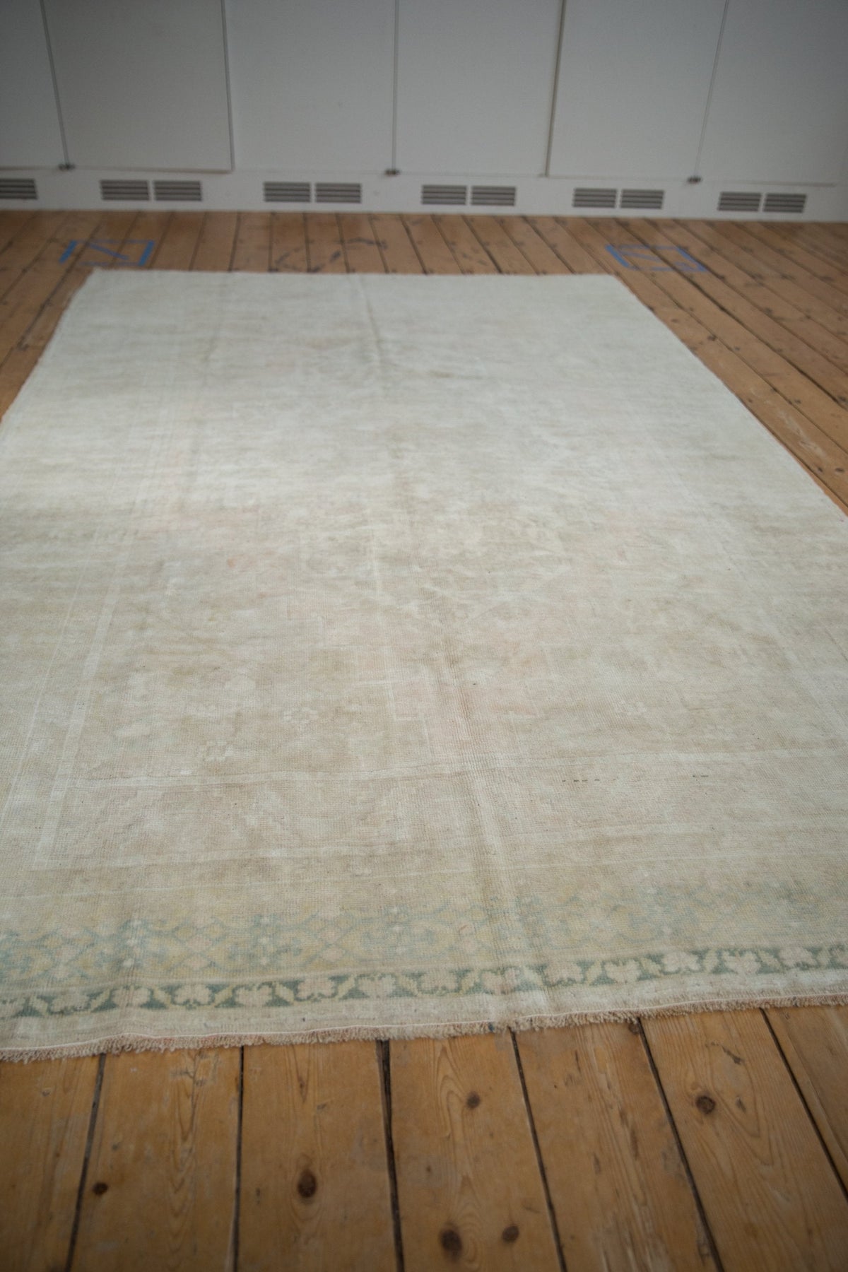 6x9.5 Vintage Distrsessed Oushak Carpet