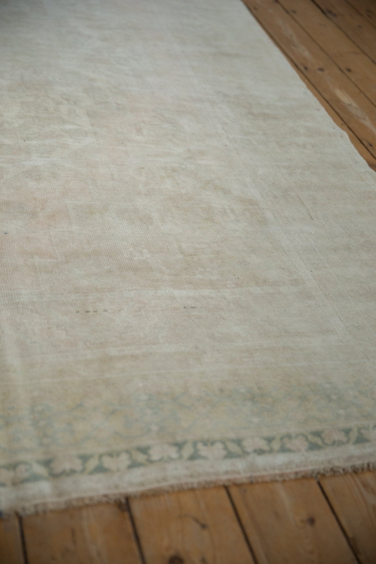 6x9.5 Vintage Distrsessed Oushak Carpet
