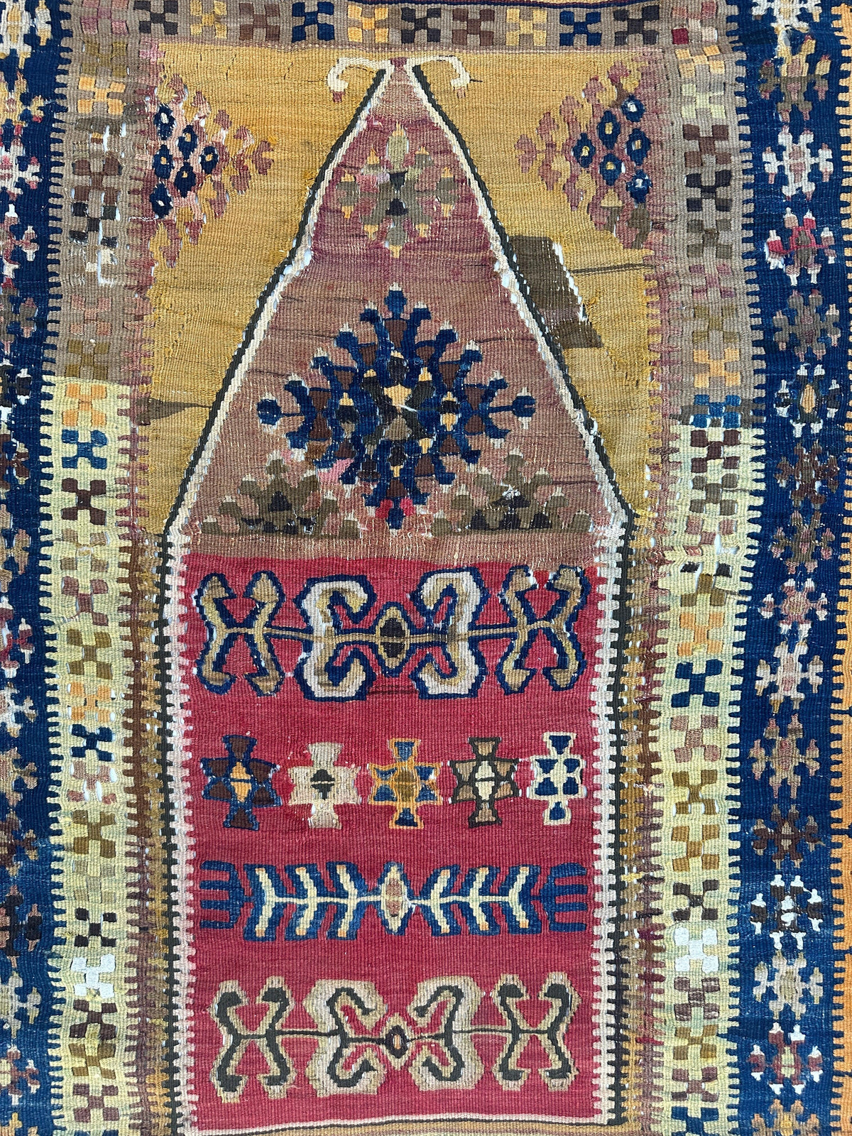 Antique Turkish Prayer Rug 4x7 | Gold, Navy & Red | Hand-Woven Wool Flatweave - Rugistan, view 4