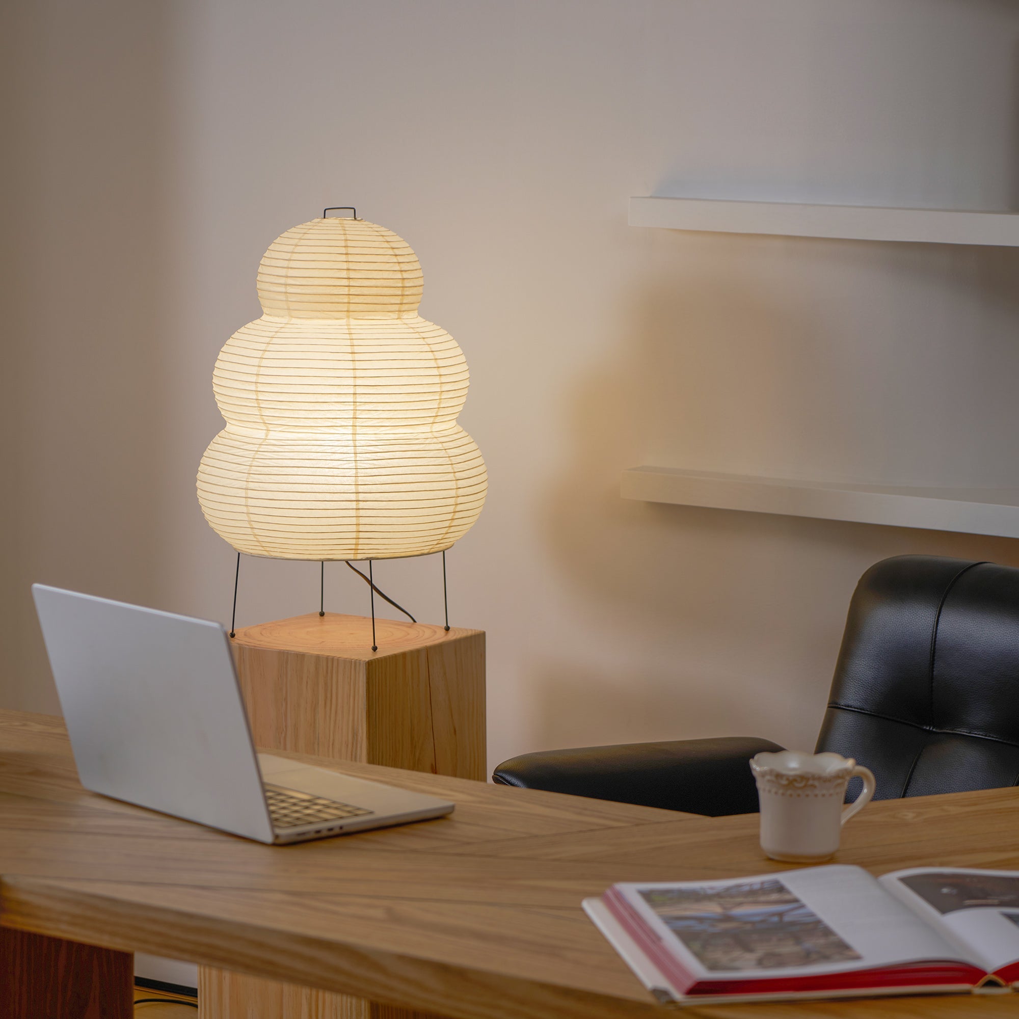 Akari Table Lamp 10.2"