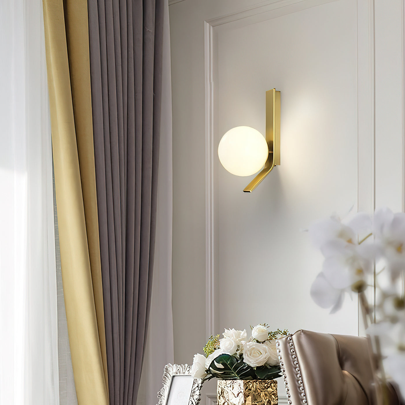 Aley Wall Lamp