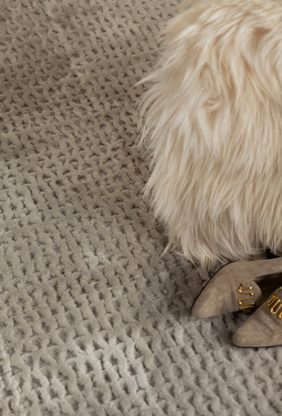 AMANDA - Sculpted Grey Rug - Homelosophy