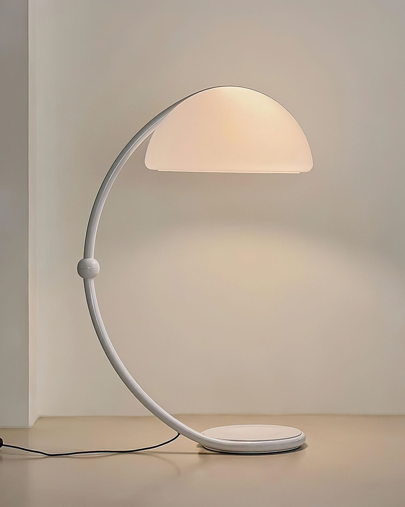 Arc Glow Floor Lamp 30.9"
