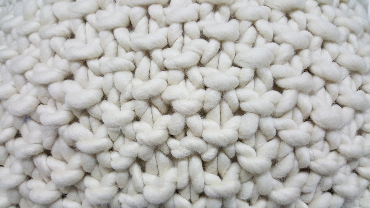 Arroz Chunky Wool Pillow - Homelosophy, view 2