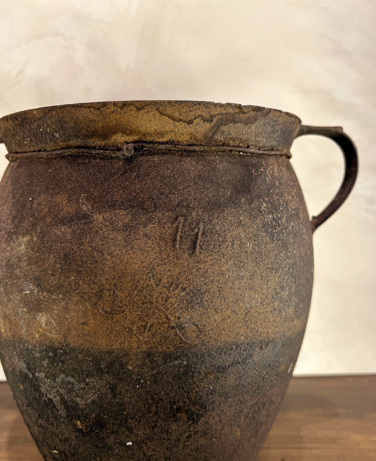 Artem Iron Pot - Source by Studio Skara, view 9