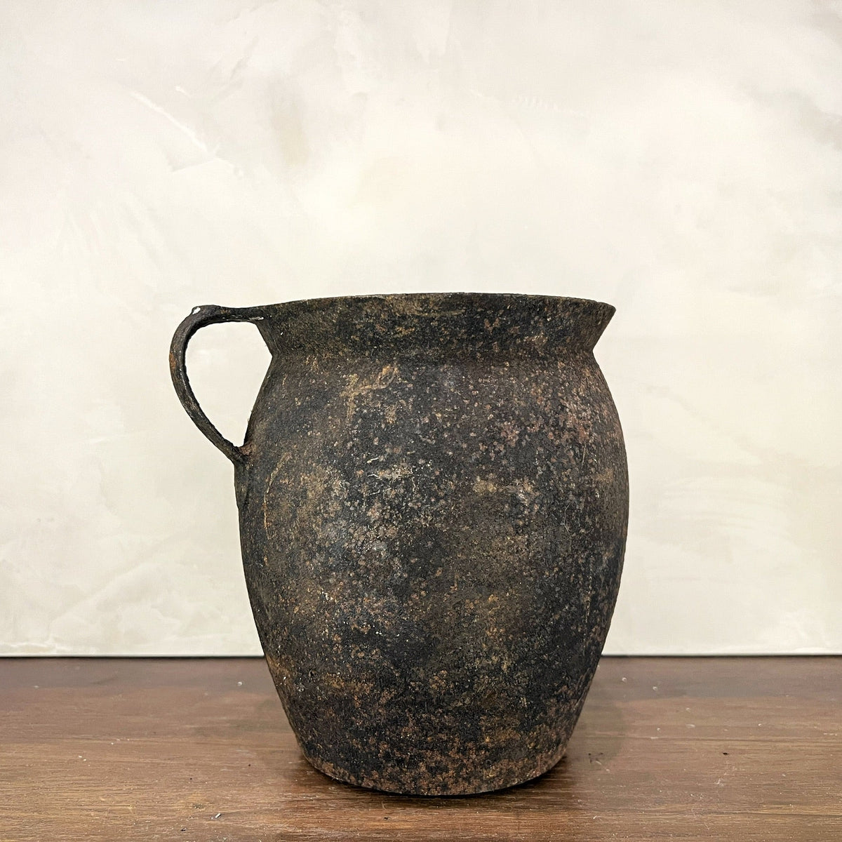 Artem Iron Pot - Source by Studio Skara, view 10