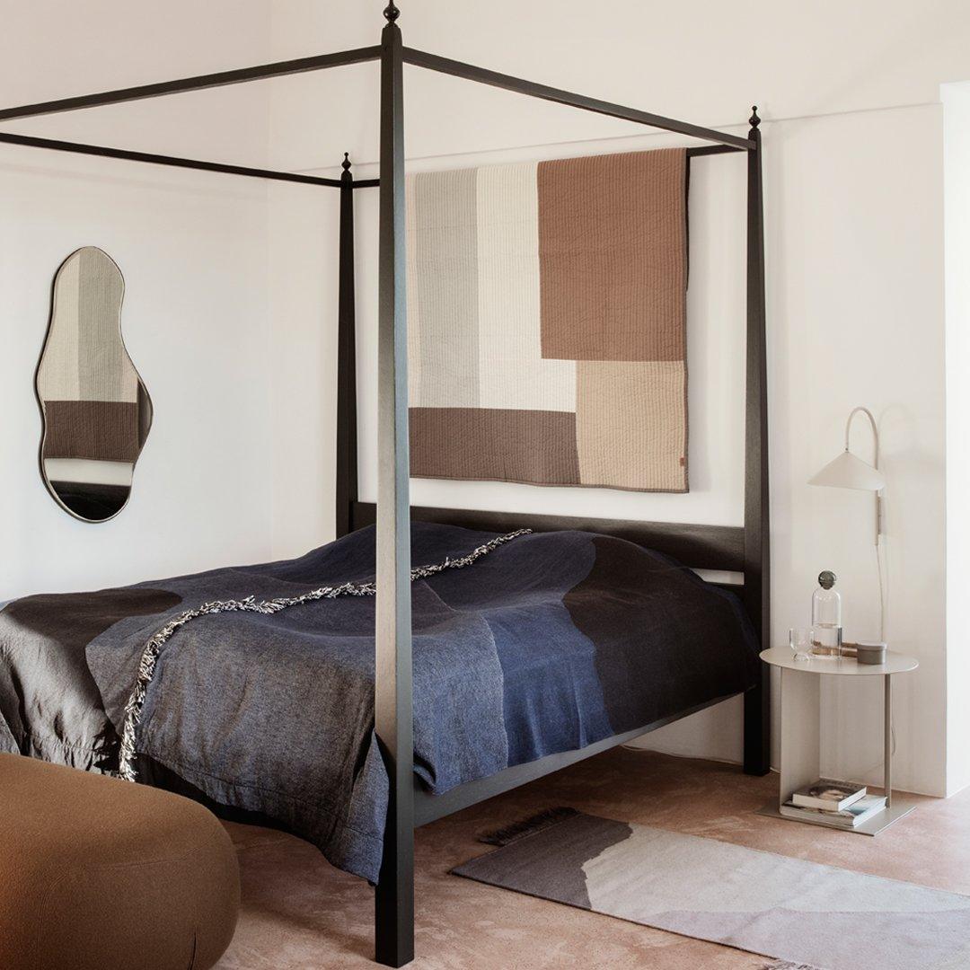 Sway Wall Lamp