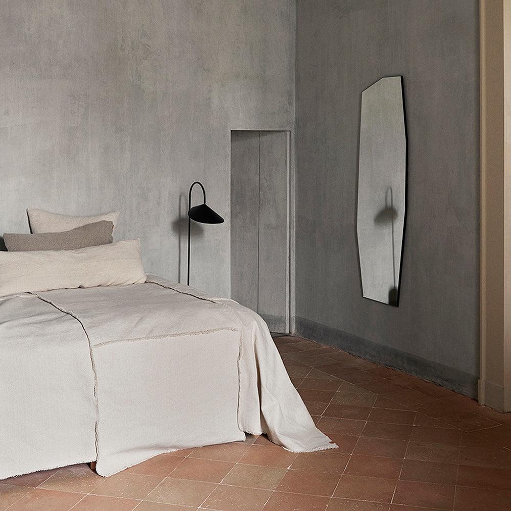 Sway Wall Lamp