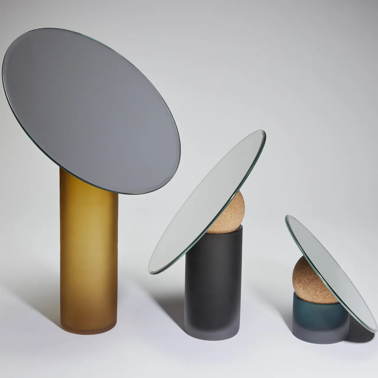 Astra 30 Table Mirror image 11