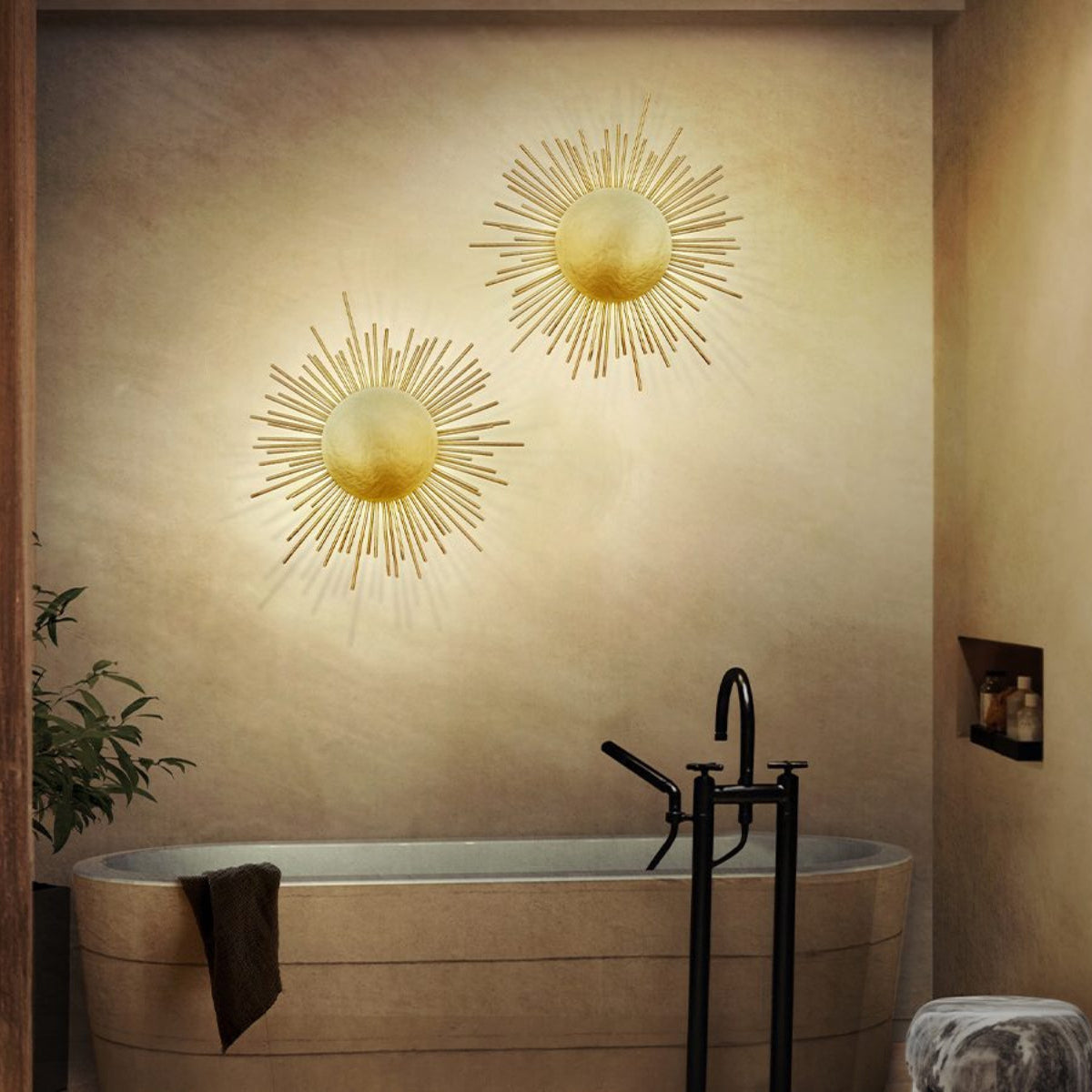 Soleil Wall Light