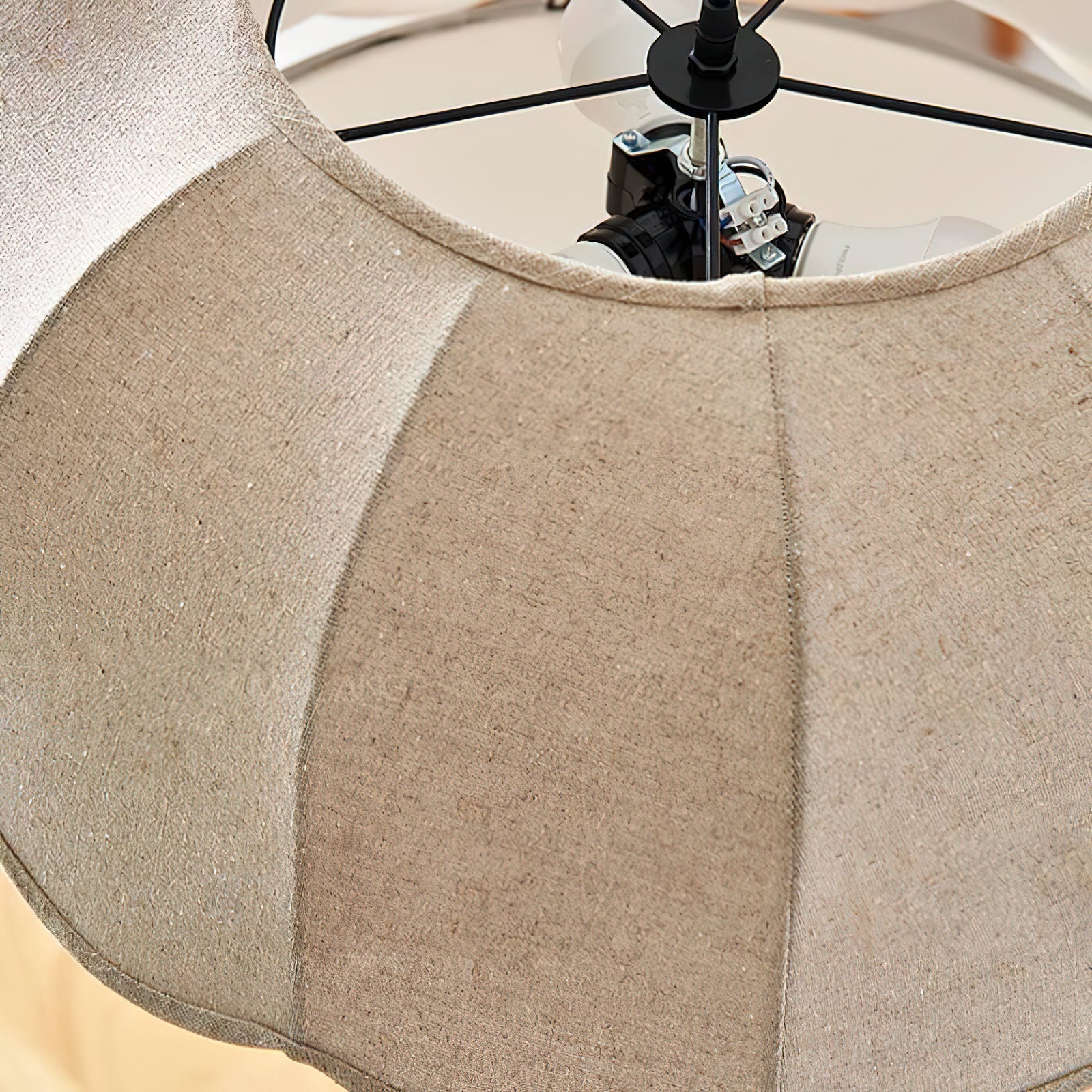Banana Leaf Pendant Lamp