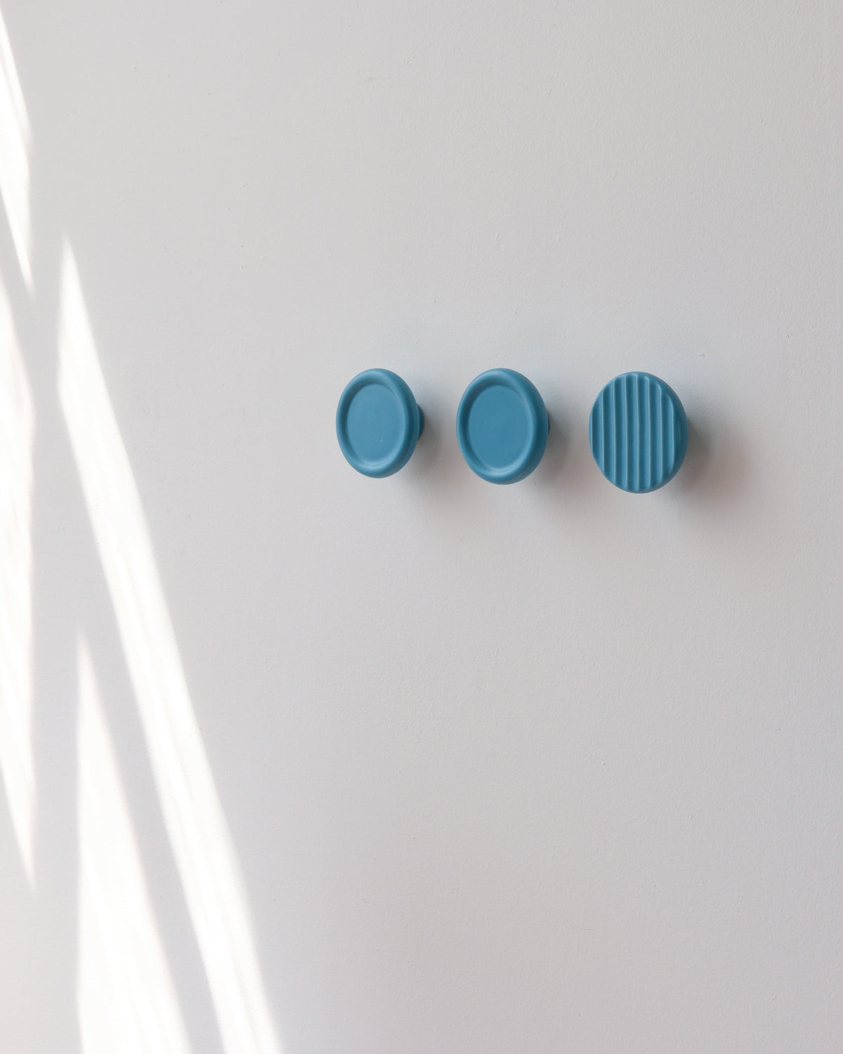 Sequence coat hook - Fluted - Misewell, view 21