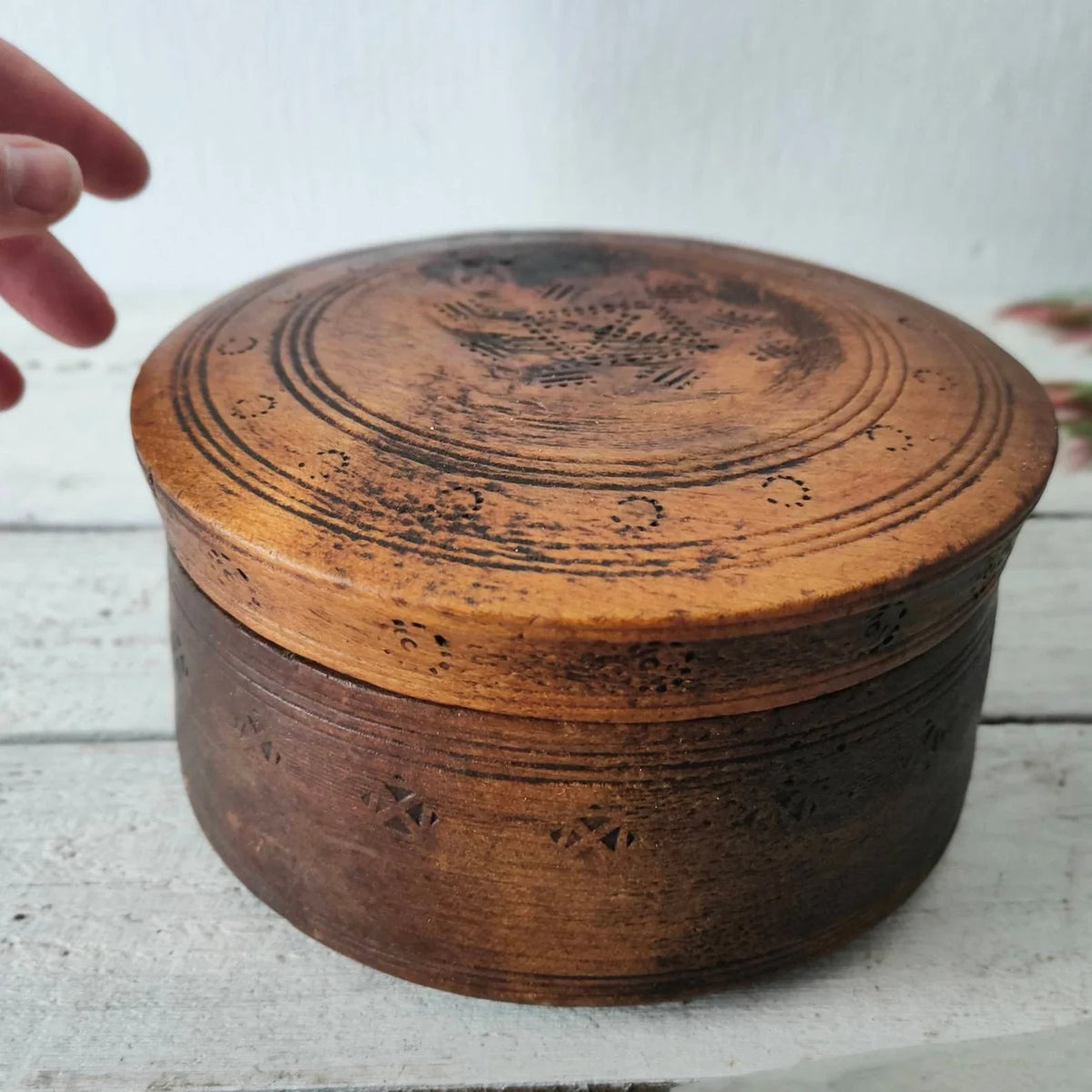 Fedir Vintage Box - Source by Studio Skara, view 8