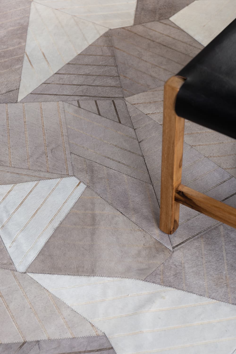BROKEN LASERED - Custom Rug for Interior Designers - Homelosophy, view 3