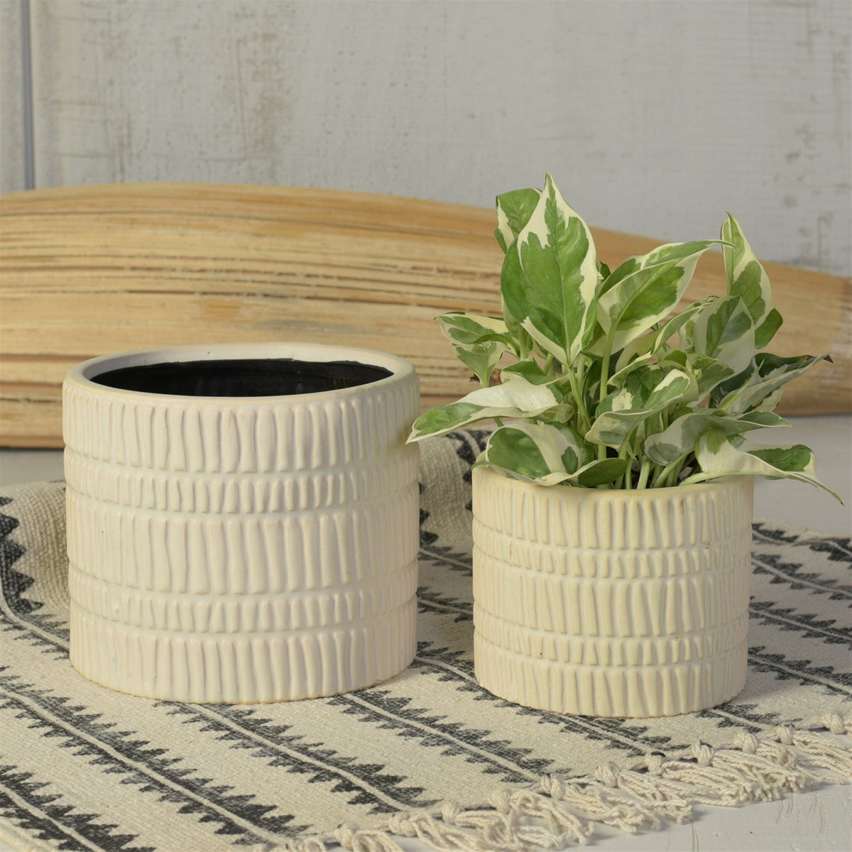 Caelan Cachepot - Source by Studio Skara, view 2