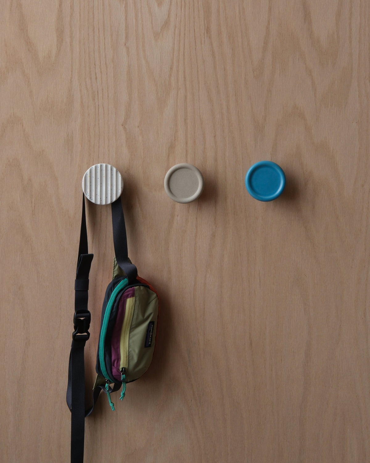 Sequence coat hook - Fluted - Misewell, view 22