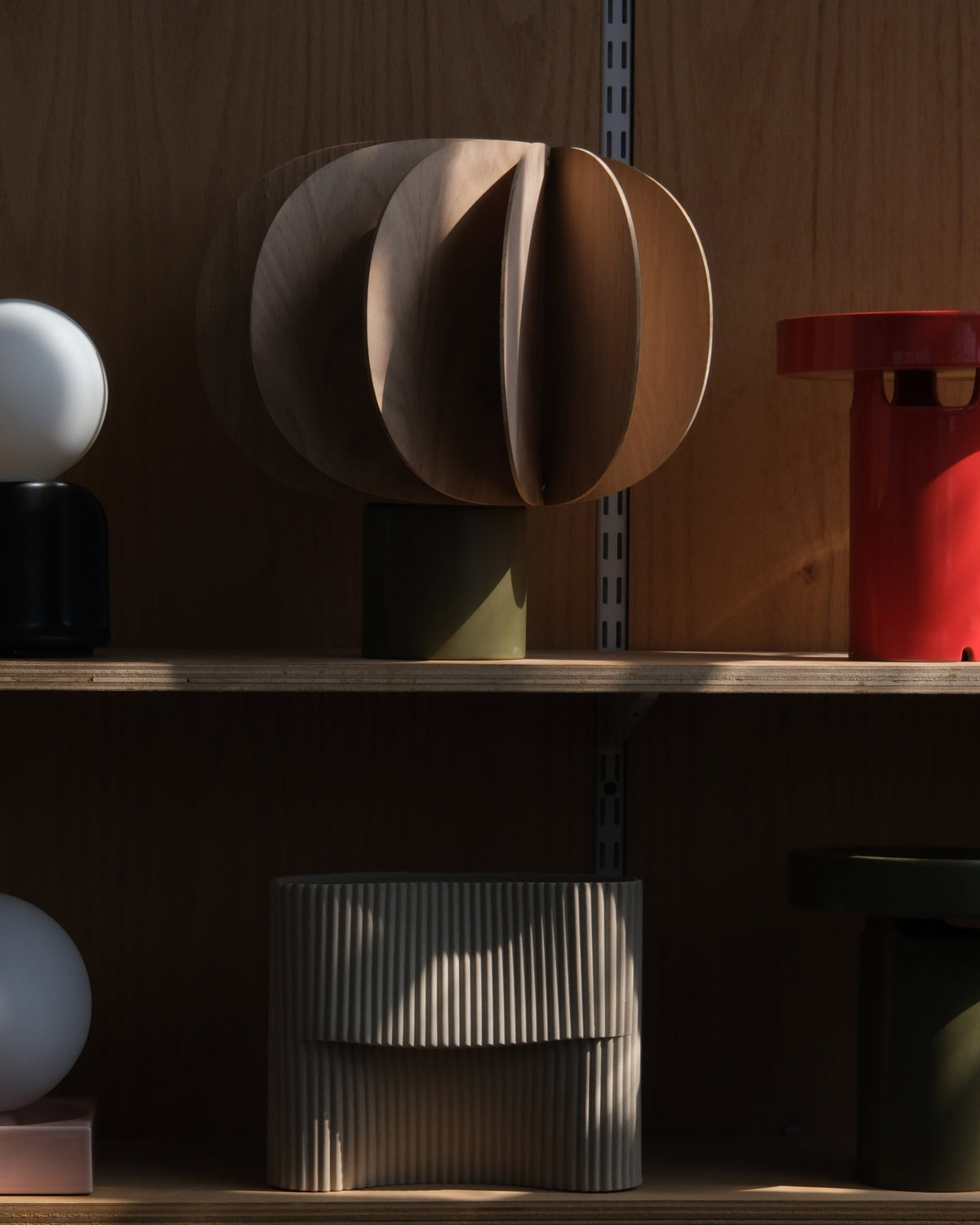 Fin Table Lamp - Misewell, view 8
