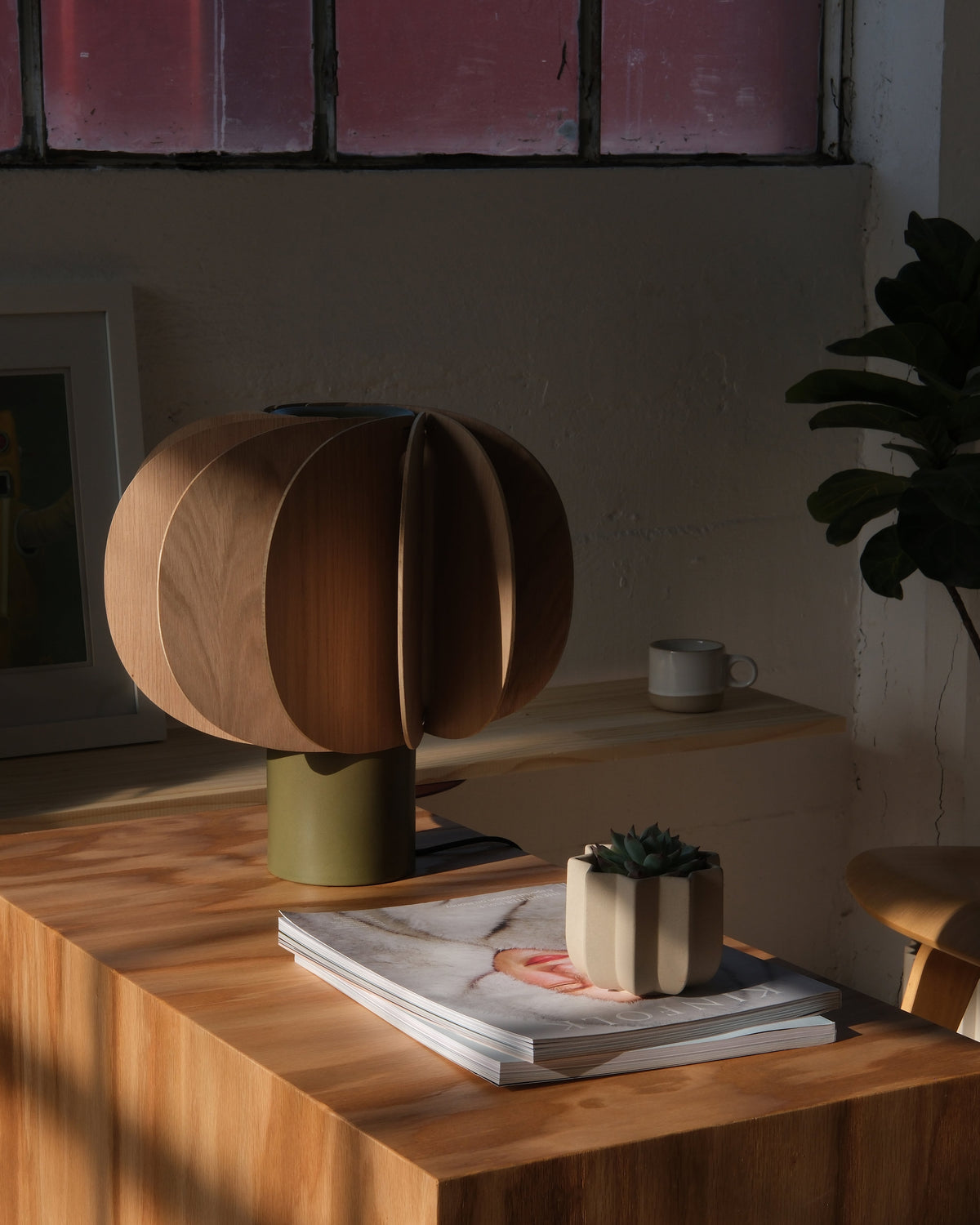 Fin Table Lamp - Misewell, view 10