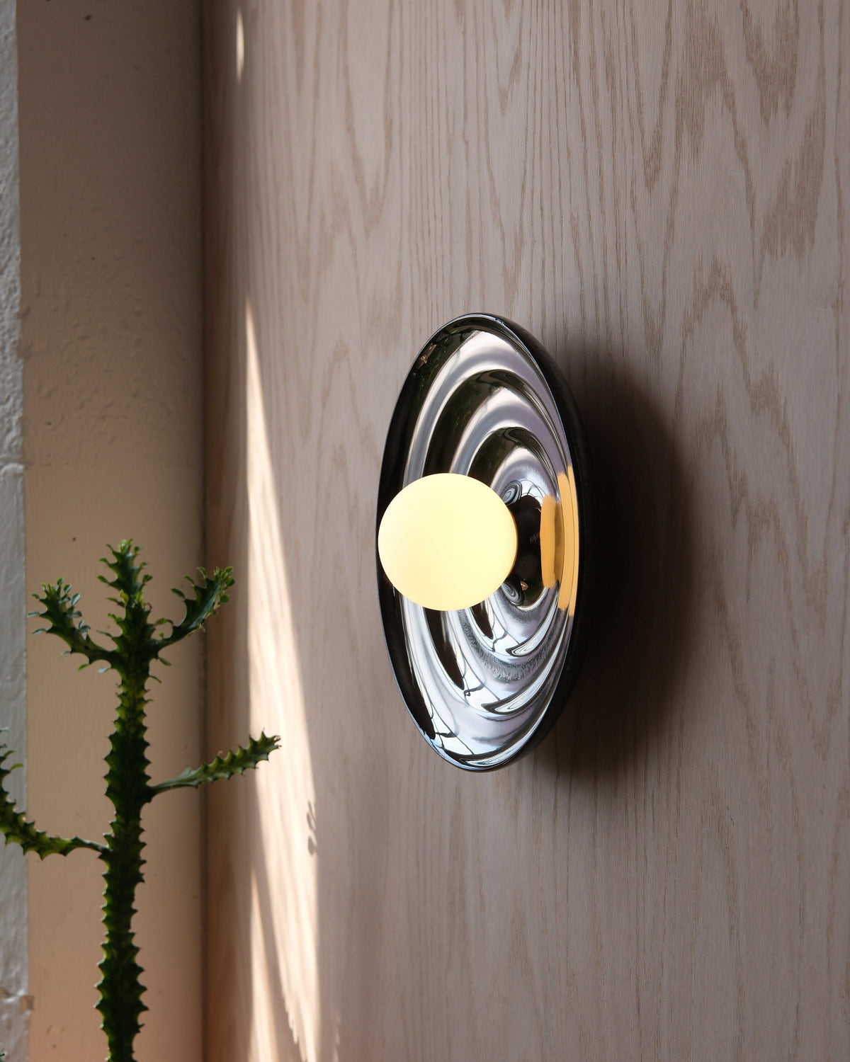 Ripple Bowl Sconce - Misewell, view 6