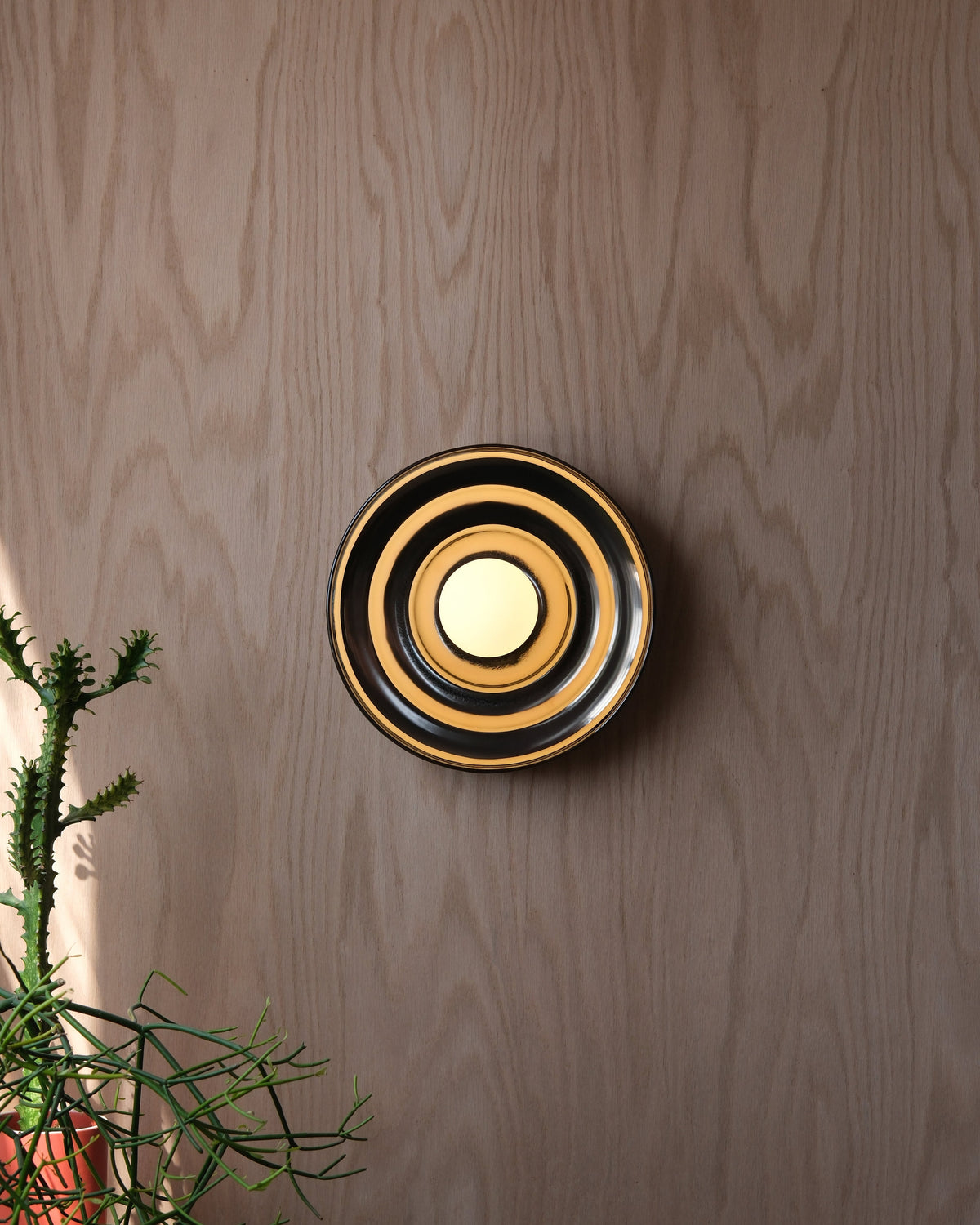 Ripple Bowl Sconce - Misewell, view 7