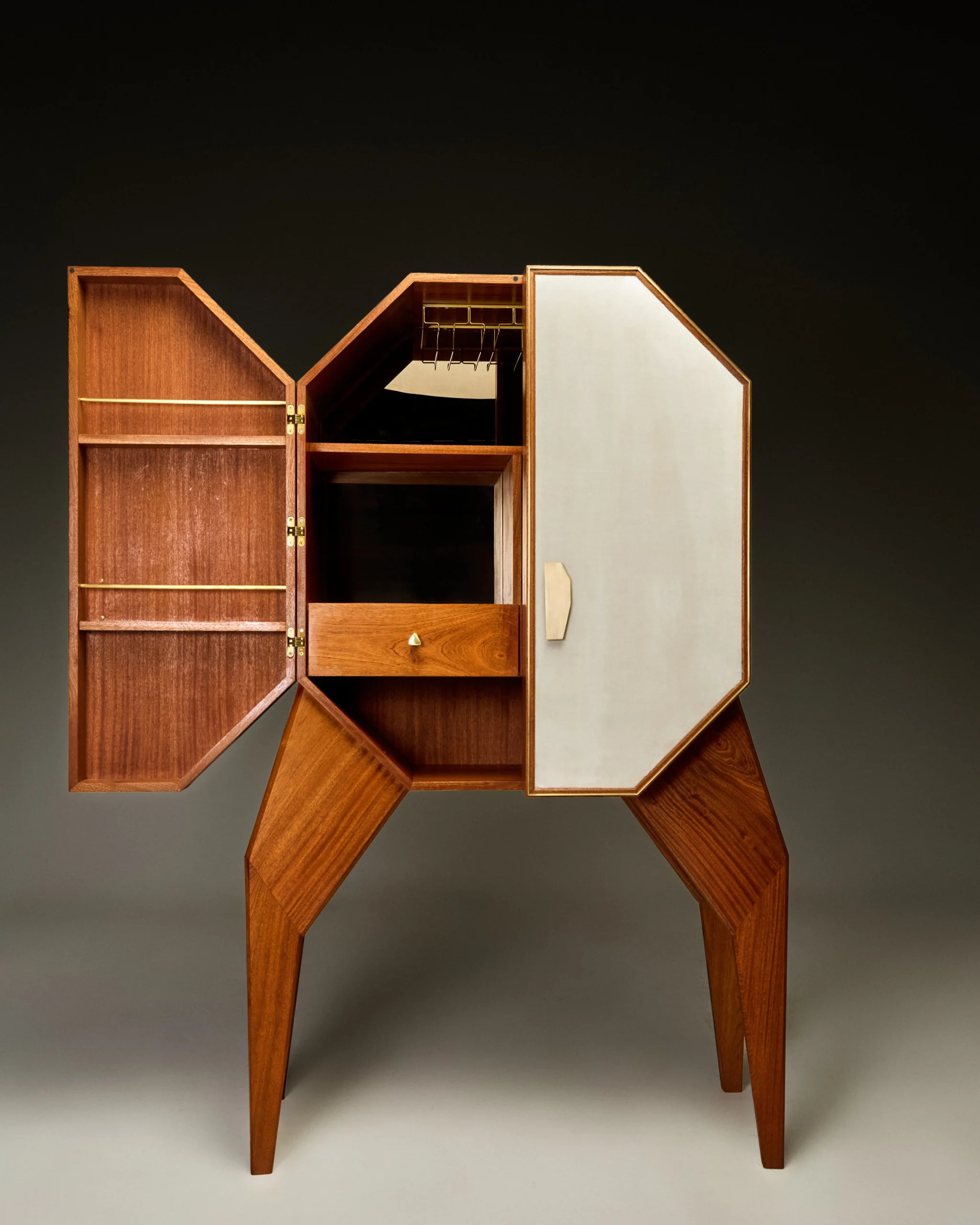 Das Bar Cabinet image 4